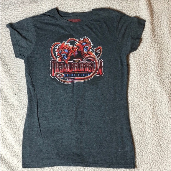 D&D T-shirt Size M - Picture 1 of 2